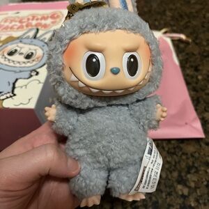 Exciting Macaron Labubu